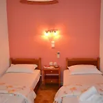 Lejlighedshotel Digenis Ligia