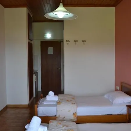 Digenis Ξενοδοχείο με διαμερίσματα Λυγιά