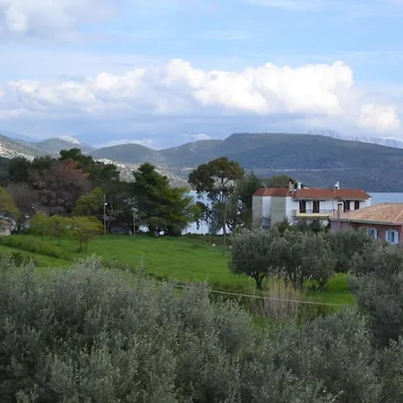 Digenis Ξενοδοχείο με διαμερίσματα